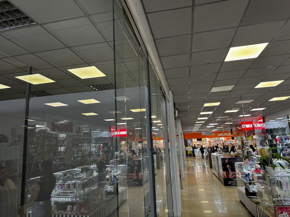 Приміщення в оренду,в ТЦ Куб