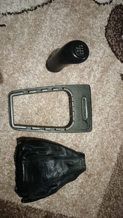 Ручка КПП ,РАМКА,Чехол Сеат Толедо