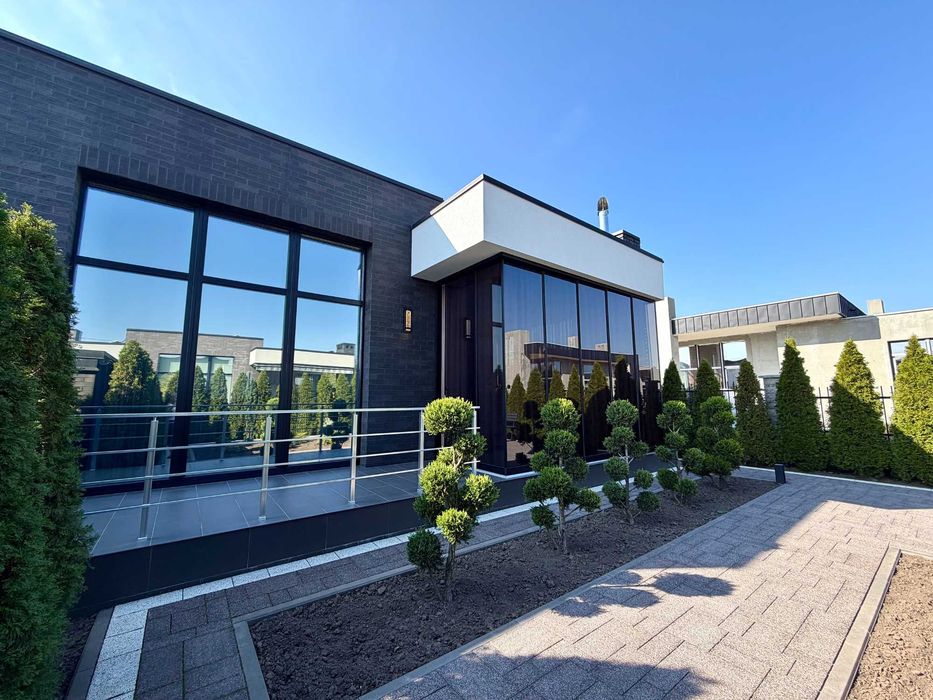 Продаж будинку з преміум ремонтом Зубра Terra Solis