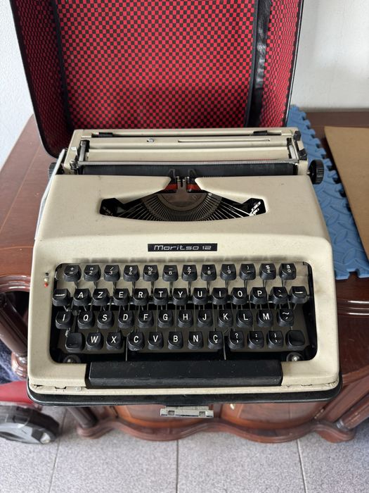 Maritsa 12 Typewriter468449398987827200