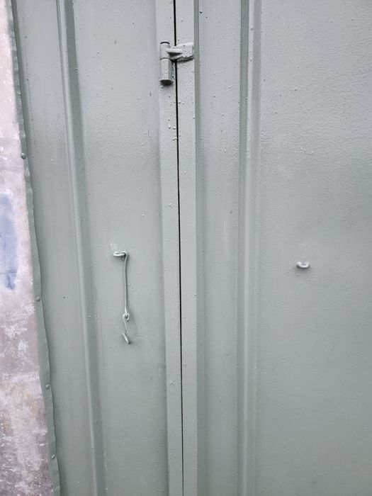 Продам гараж в ГСК Позняки 2 , ул. Сортировочная 22