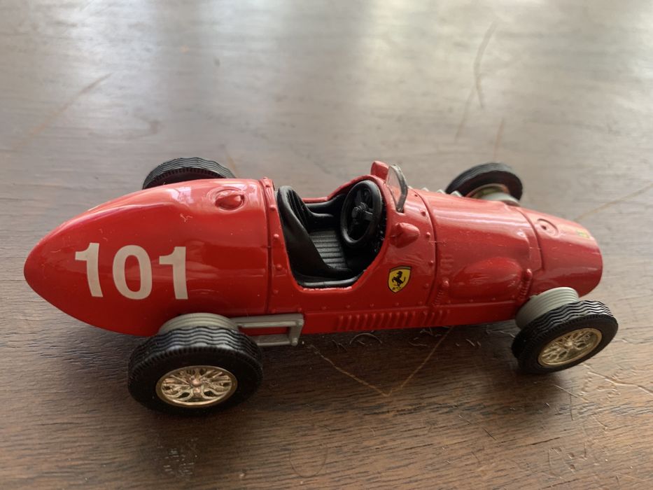 Carro em miniatura Ferrari 1952