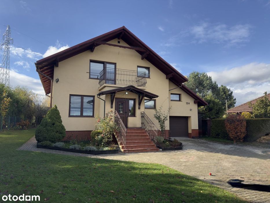 Przestronny dom z ogrodem w spokojnej i atrakcyjnej lokalizacji-Kalna