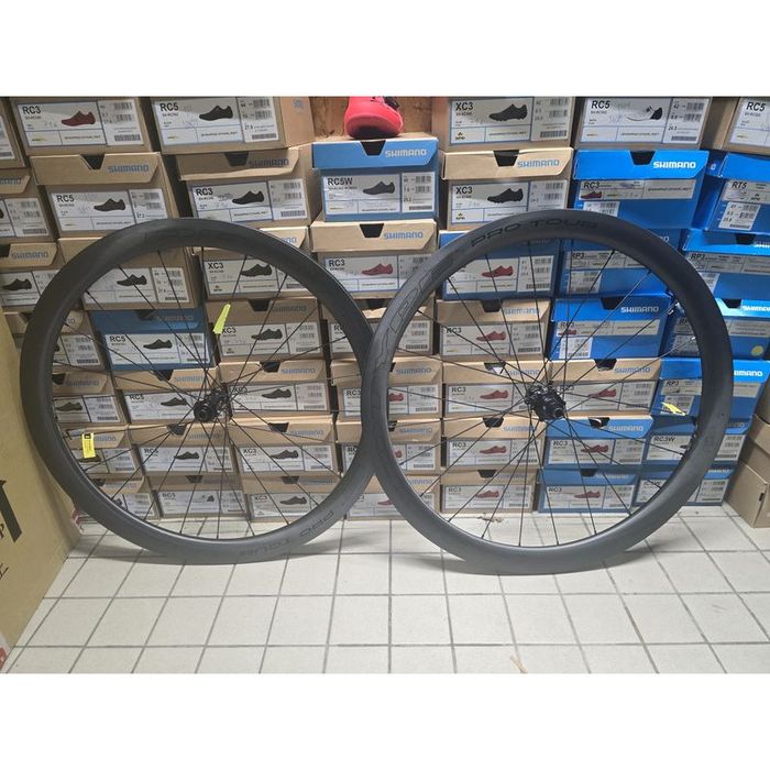 Par de rodas prototypes carbono sram