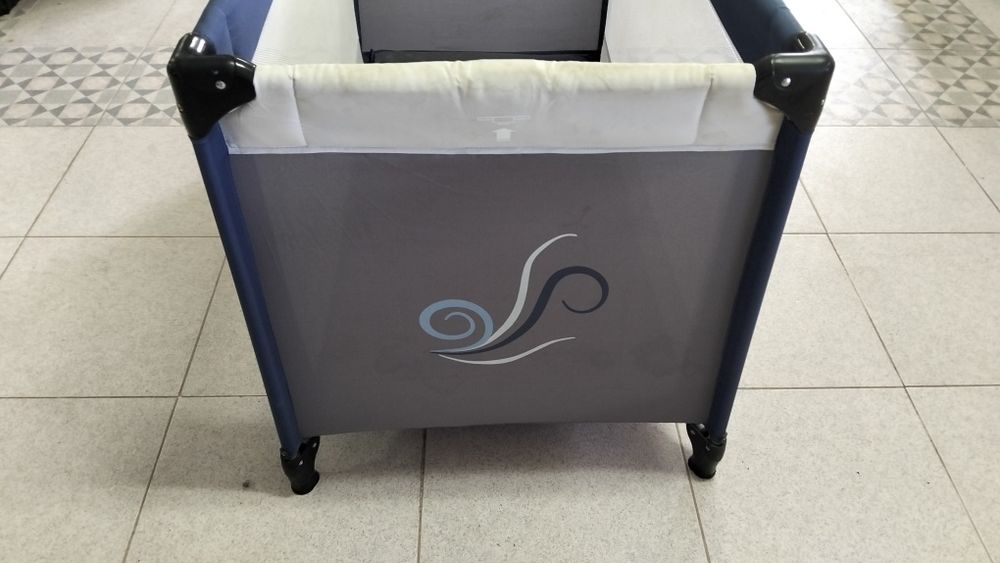Cama de viagem para criança