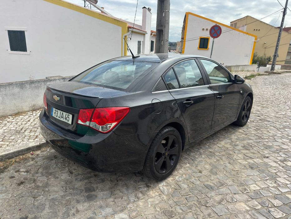 Chevrolet Cruze 2.0 CDI 149 cv / 110 kW Manual Gasóleo 141.420 km 1991 cc