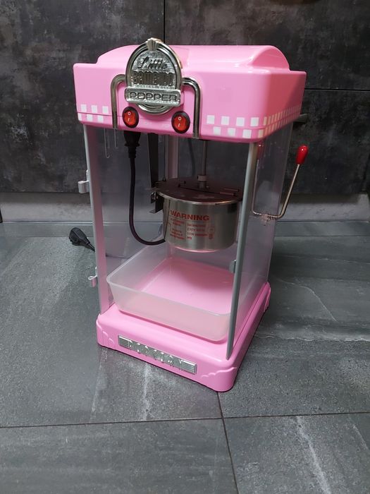 Duża maszyna do robienia popcornu