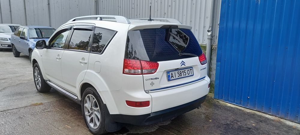 Автомобіль Citroen c crosser