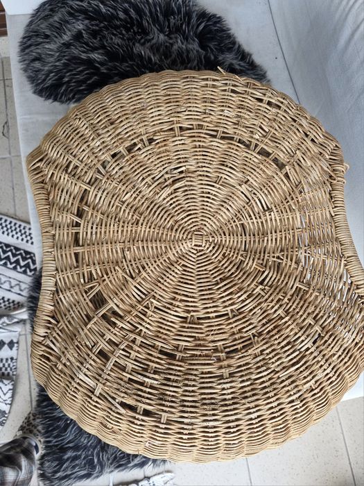 Gamlehut Ikea stolik, podnóżek ze schowkiem