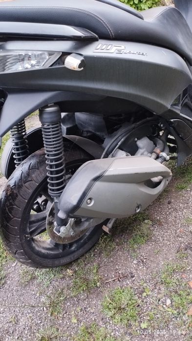 Продам Мото PIAGGIO MP3 300