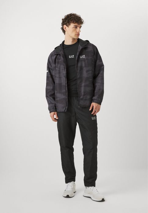 Чоловічий спортивний костюм Emporio Armani XXL