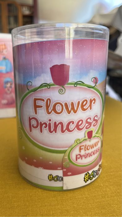 Bonecas Princesas /flôr