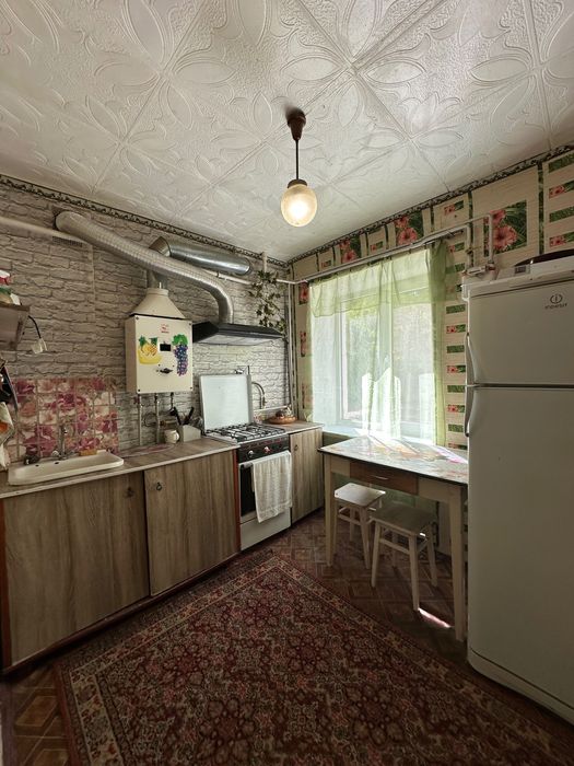 Продается 2х комнатная квартира с мебелью