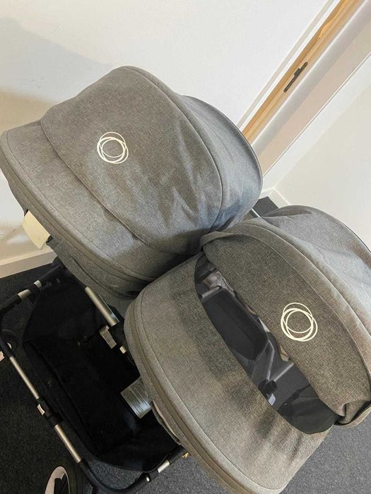 Carrinho de Bebê para gêmeos