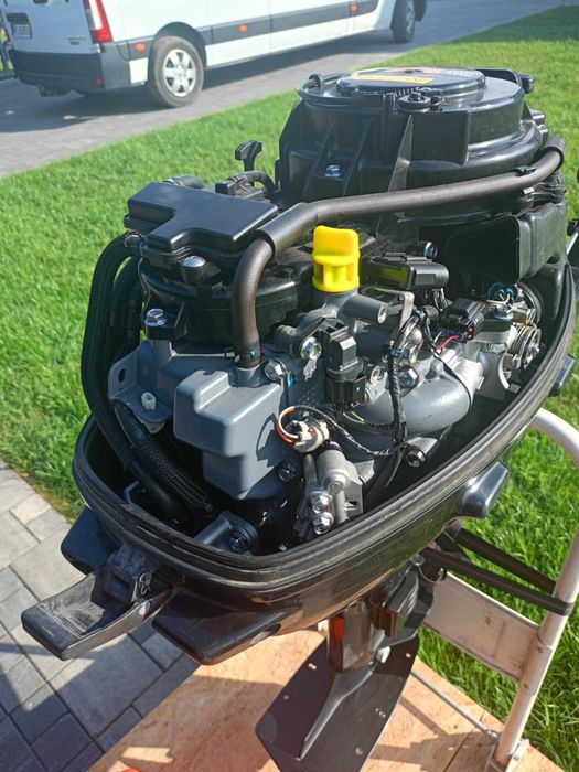 Silnik zaburtowy Suzuki DF 20 A