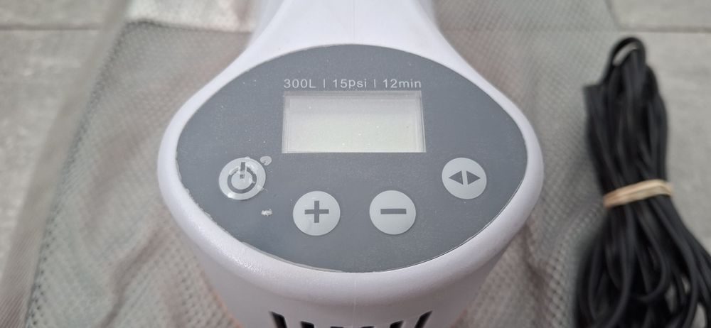 Pompka elektryczna Itiwit Decathlon 15 Psi / 1 bar / 12V / gwarancja / komplet /