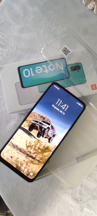 Телефон Xiaomi Redmi Note 10.