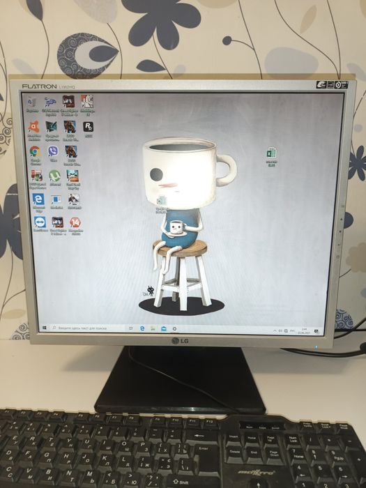 Комп'ютер повністю робочий у зборі