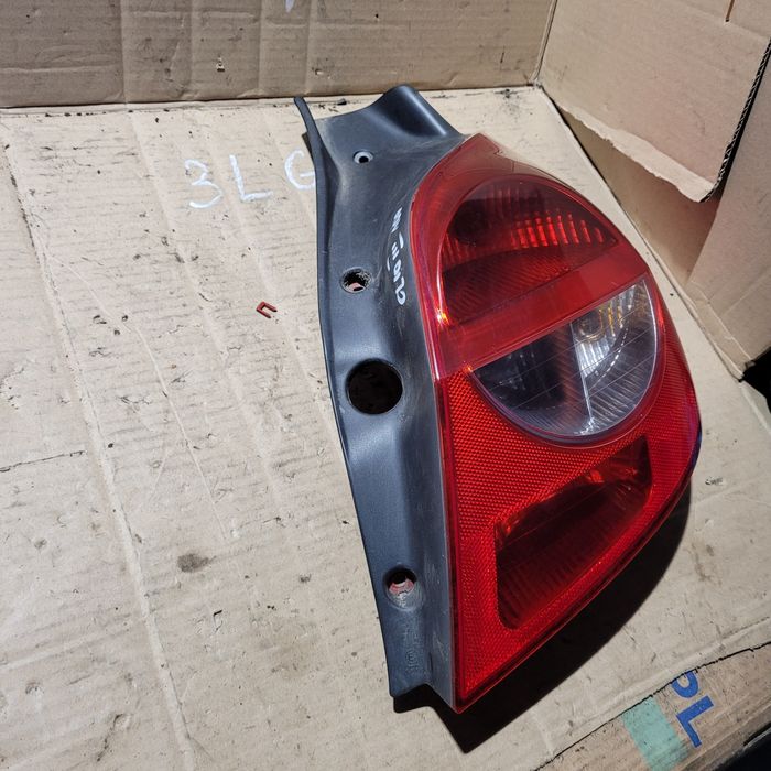 Lampa tył prawa renault clio III 2006r VALEO
