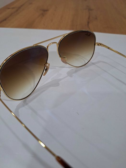 Oculos de sol novos