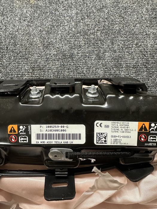 Tesla model x безпека