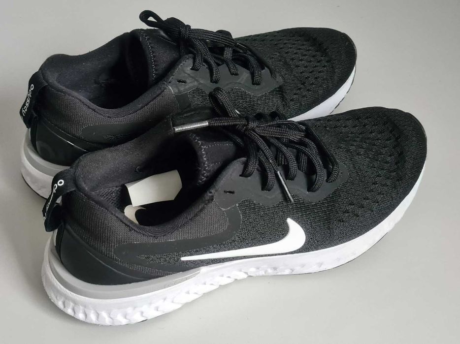 Nike Odyssey React  roz 39
