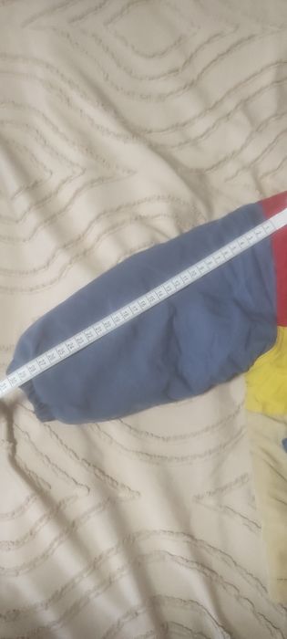 Продам курточку на мальчика фирменная.