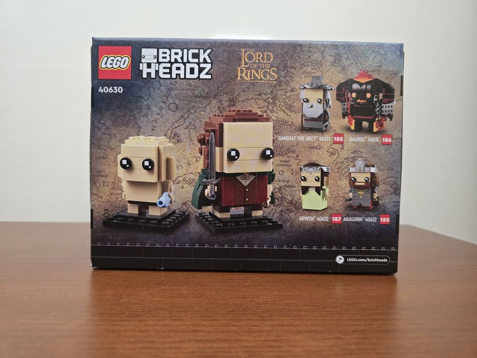 Lego set 40630 - Gollum & Frodo