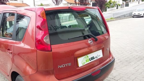 Vidro Tr Porta Tr Esq Nissan Note (E11, Ne11)