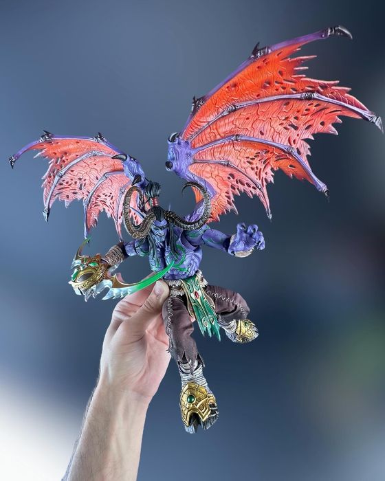 illidan world of warcraft figure