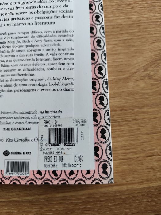 Livro mulherzinhas de Louisa Mau Alcott