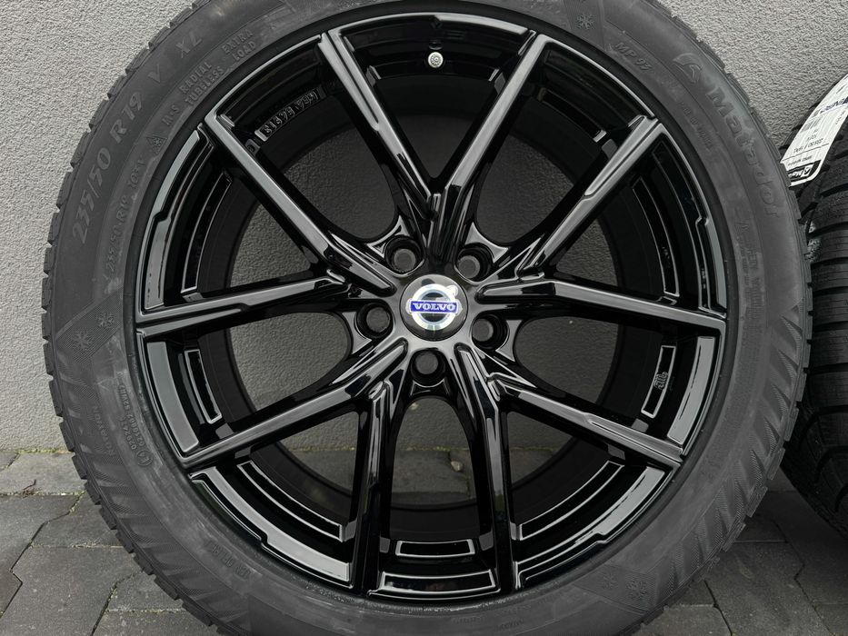 VOLVO XC40 XC 40 koła letnie 235/50R19 GERMANY ROADX NOWE