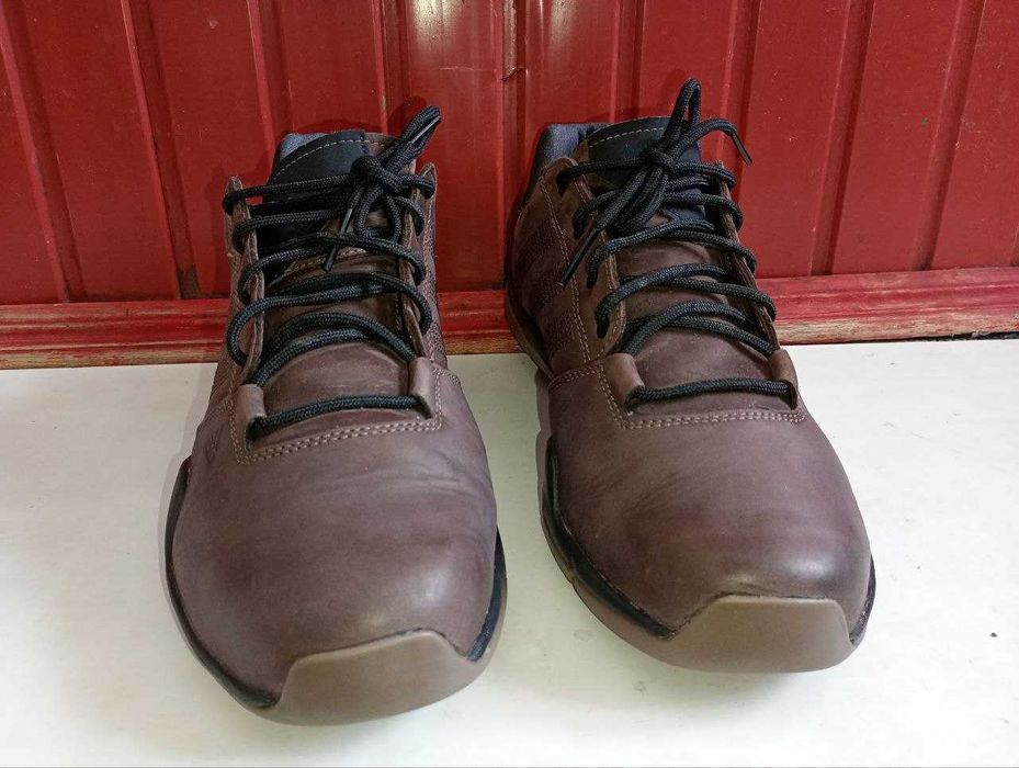 Продам Кросівки ADIDAS Anzit DLX р.45