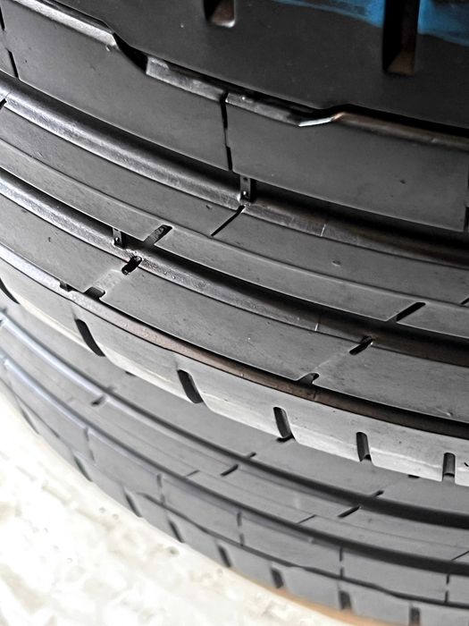 Pneus Hankook Ventus S1 Evo3 - 235/45/18 - Excelentes