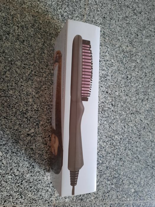 Escova alisadora nova