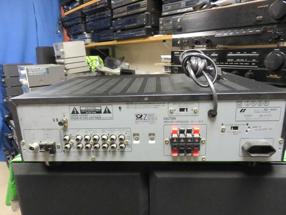 Amplituner Sansui RZ-1000 stereo