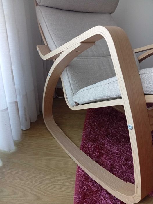 Cadeira baloiço, Ikeia