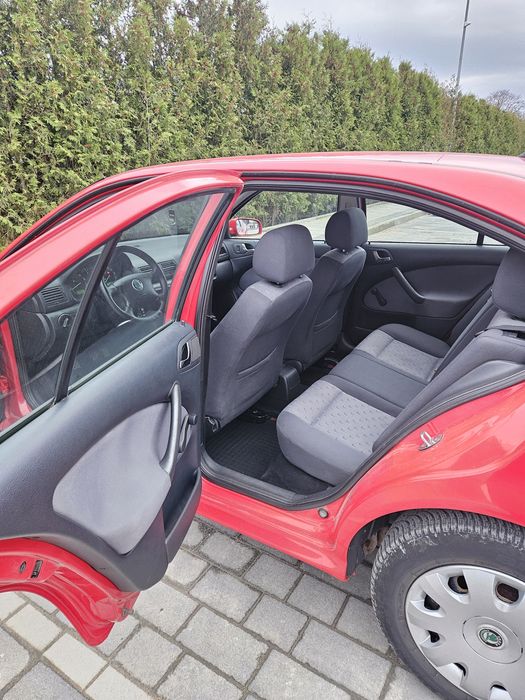 Продам Skoda Octavia 1.6 gaz