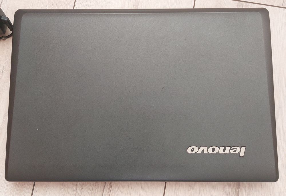 Продам ноутбук Lenovo G560