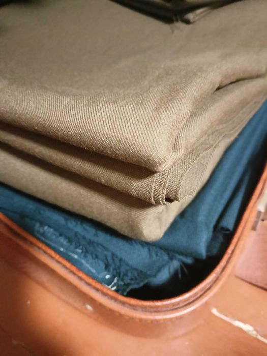 Відріз шерстяної тканини