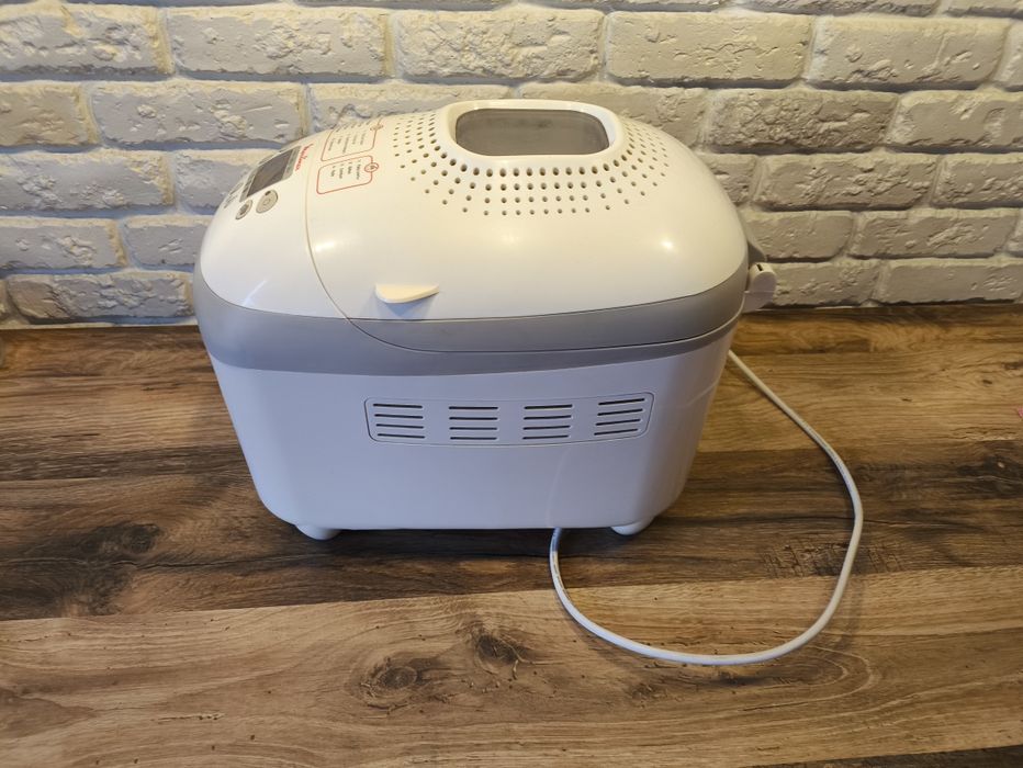 Хлібопічка moulinex SERIE B03-C