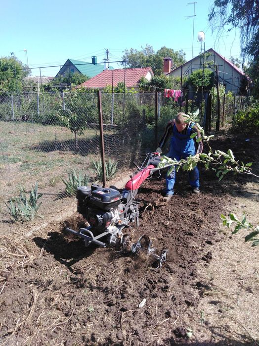 Вспашка, вспахать мотоблоком, уборка участка - Послуги садівника ...