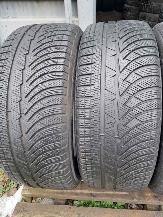Зимові шини Michelin 235/55 R17