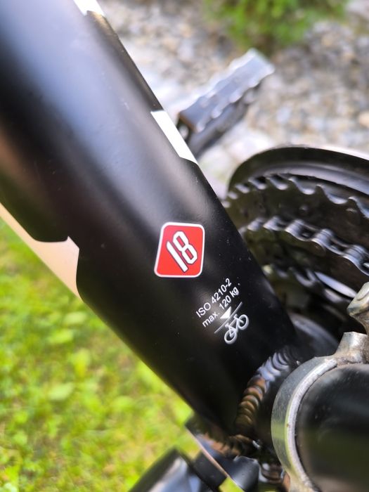 Rower górski MTB Unibike Mission 27,5 – rama 18"  hamulce hydrauliczne