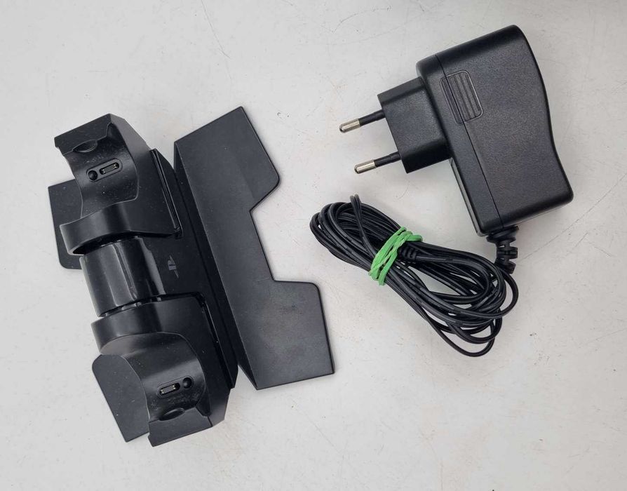 Ładowarka do padów PowerS PS4