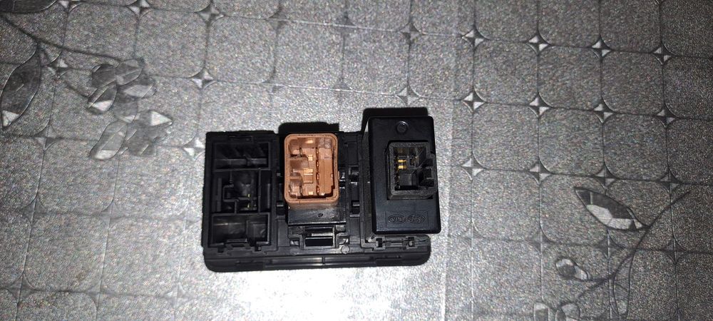 Блок кнопок Hyundai i30fd 07-12 б/у