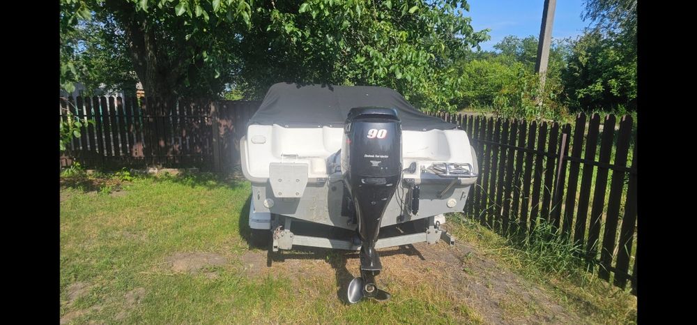 Катер для водного туризму UMS 520