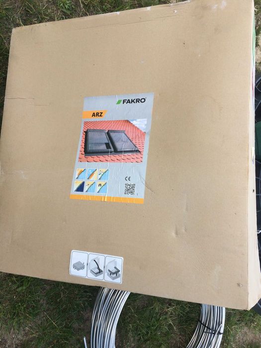 Roleta zewnętrzna FAKRO ARZ Z-Wave sterowana elektrycznie