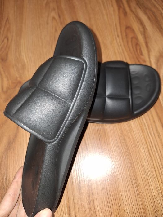 Шльопанці,тапочки, сланці з піни 37р