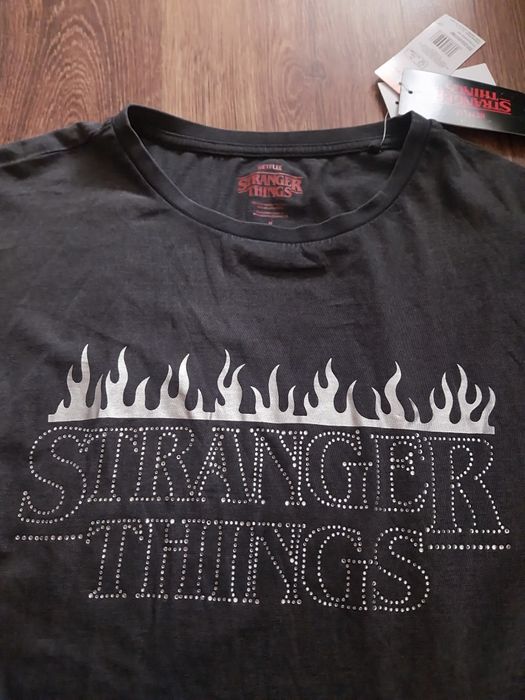 Koszulka damska Netfliks  Stranger Things M